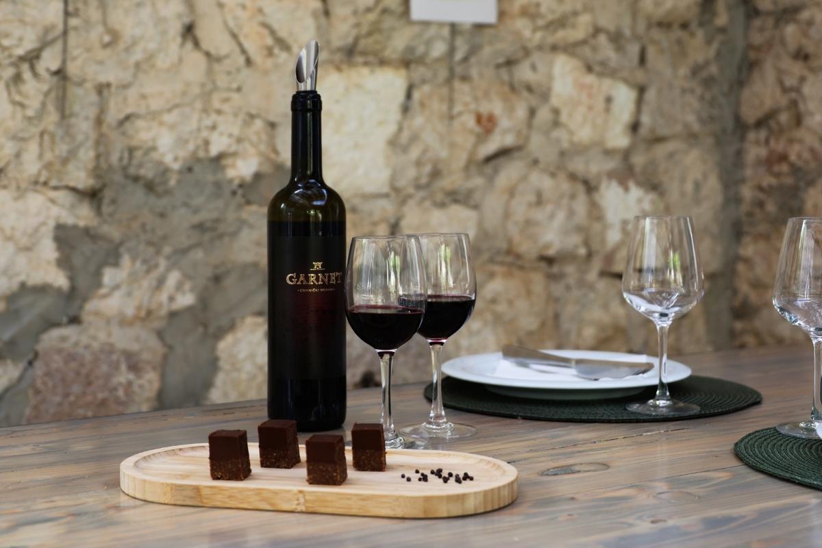 Red wine Vranac from Garnet winery