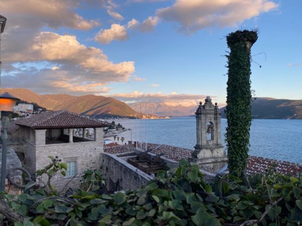 The Town of Six Empires: Wine and Heritage Tour - Image 7