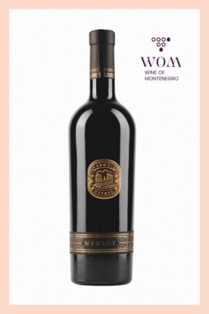 Keković Merlot 0.75L – smooth, full-flavored red wine with notes of blackberry, plum, and spice. Matured in oak, offering balance and a long, velvety finish. Ideal with lamb, pasta, or aged cheese.