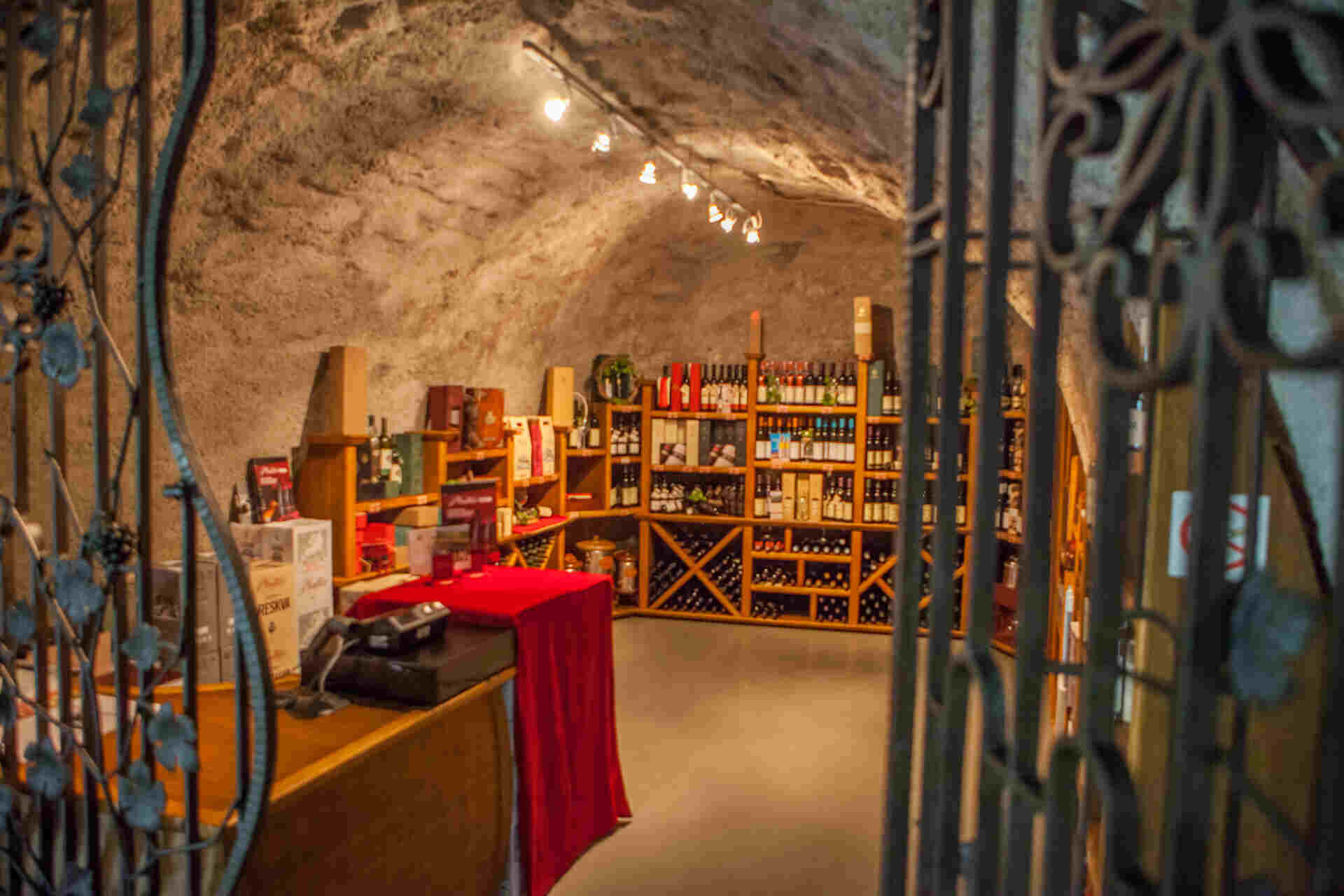 Sipcanik wine cellar Montenegro