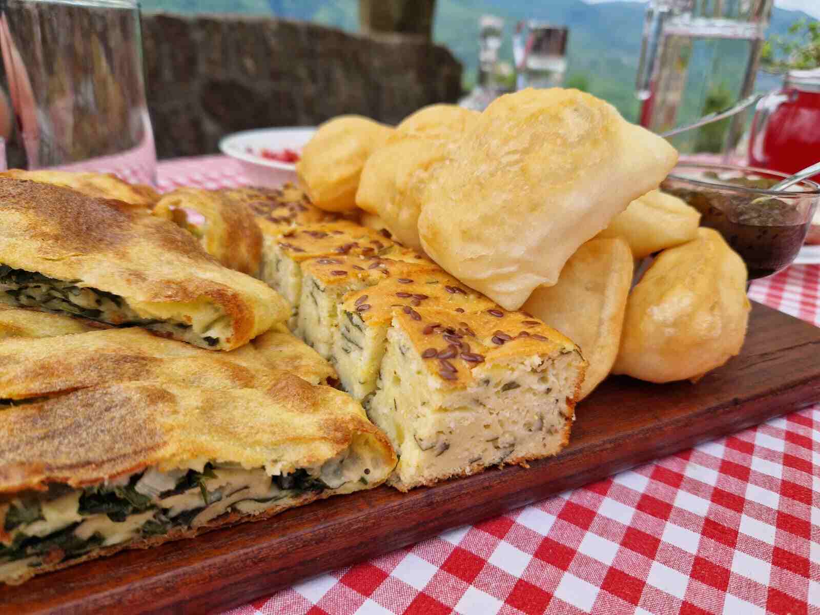Wine and food tasting in Pejanovic winery
