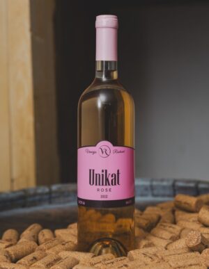 Winery Rackovic rose unicat wine